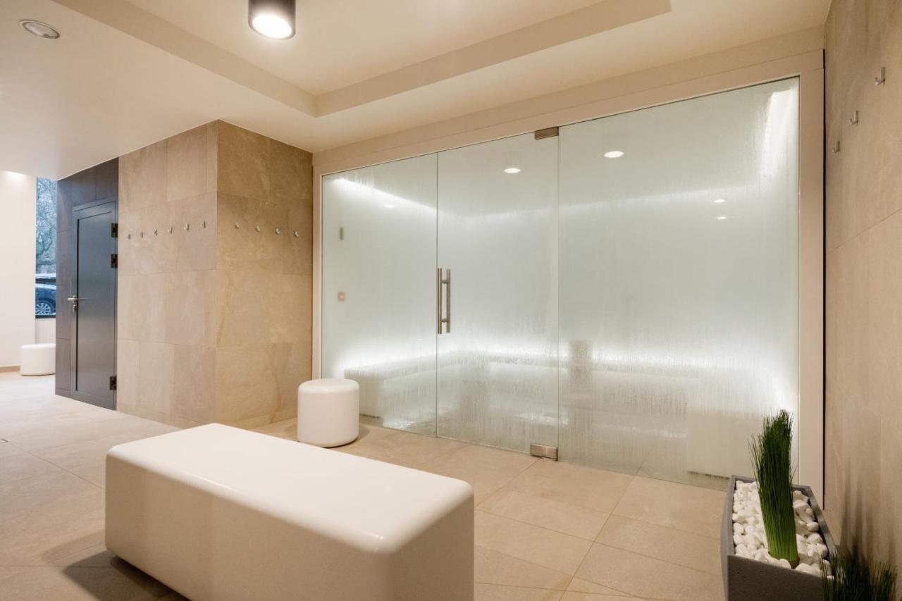 Luxurious Apartment Nadmorskie Tarasy Kolobrzeg By Renters Prestige Exterior photo